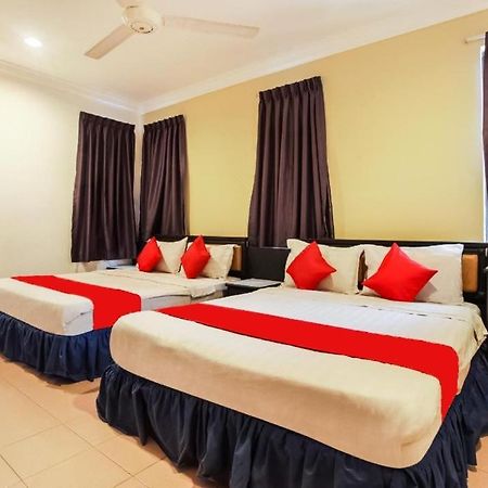 Hotel Home 88 Teluk Intan Kültér fotó
