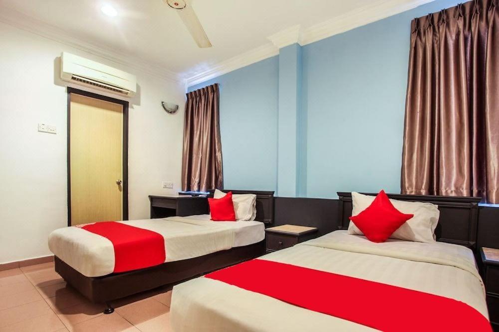 Hotel Home 88 Teluk Intan Kültér fotó