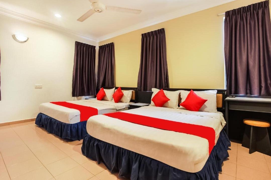 Hotel Home 88 Teluk Intan Kültér fotó