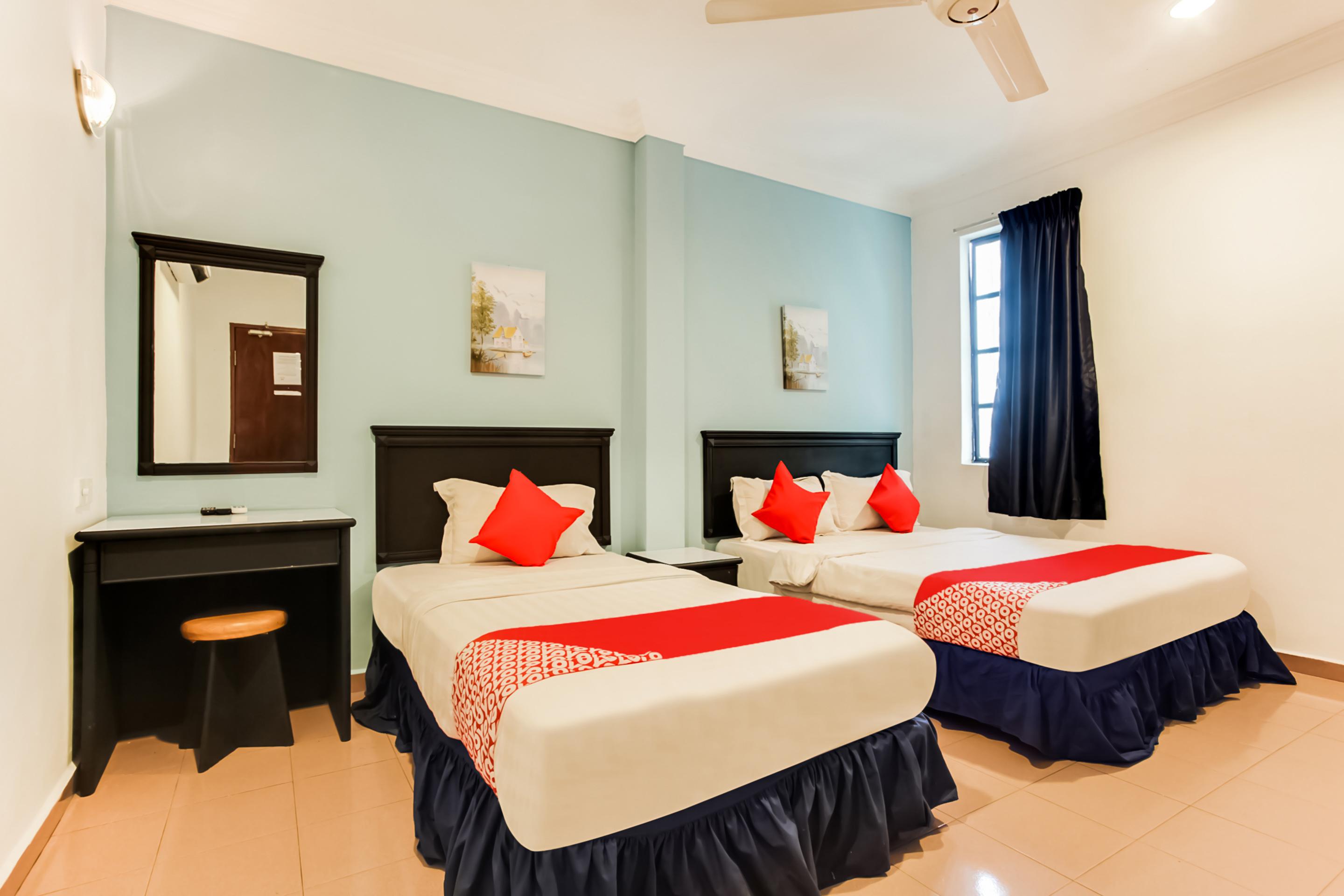 Hotel Home 88 Teluk Intan Kültér fotó