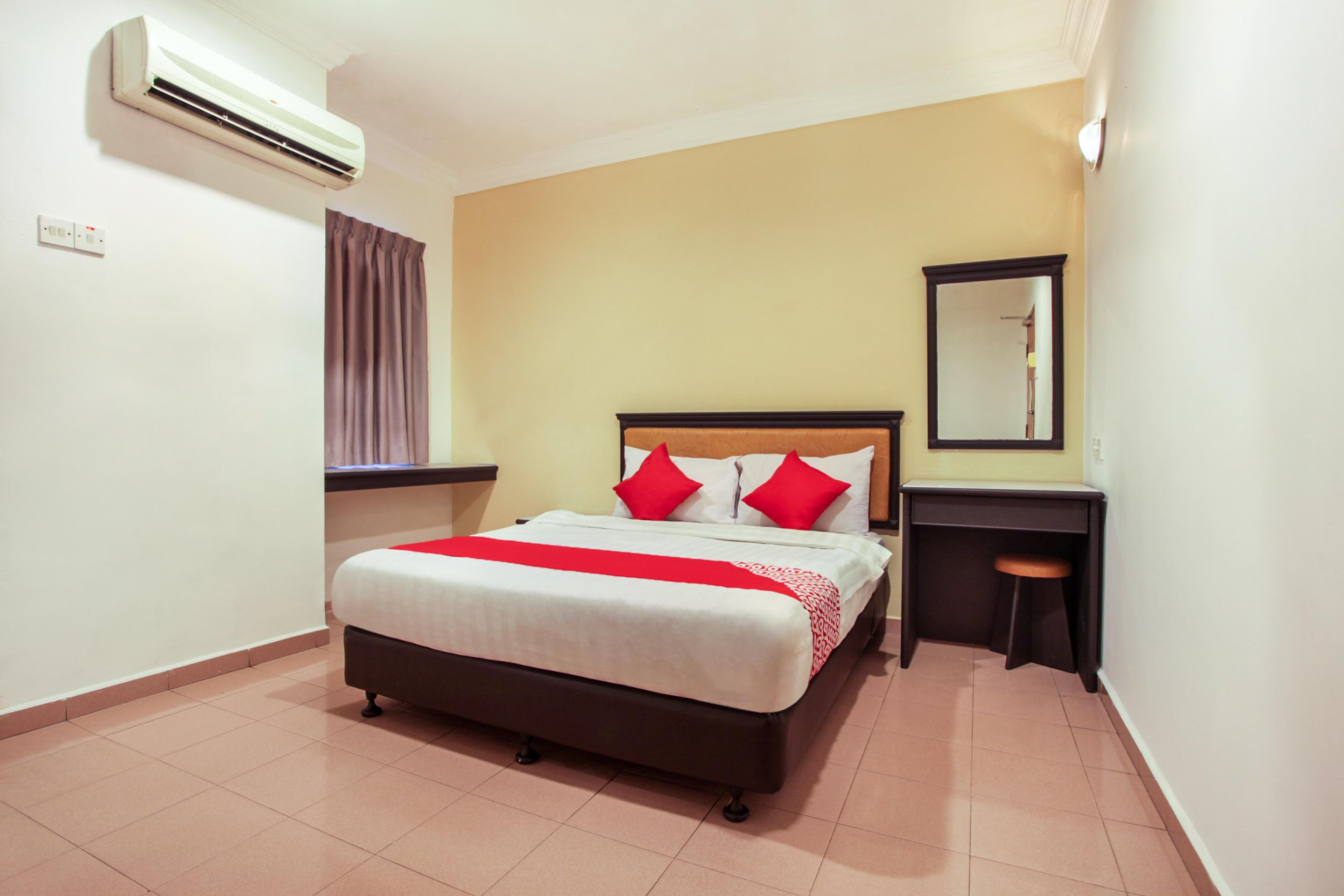 Hotel Home 88 Teluk Intan Kültér fotó