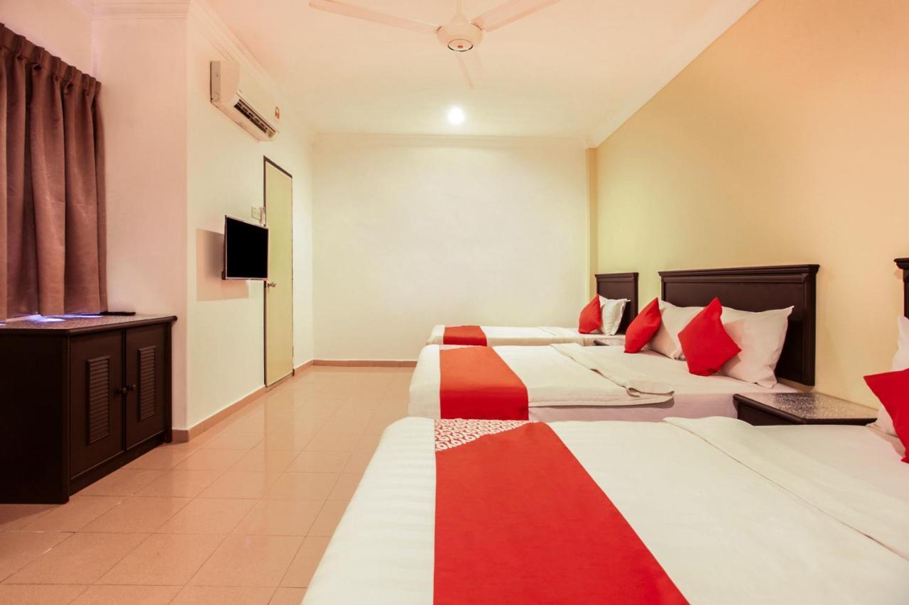 Hotel Home 88 Teluk Intan Kültér fotó